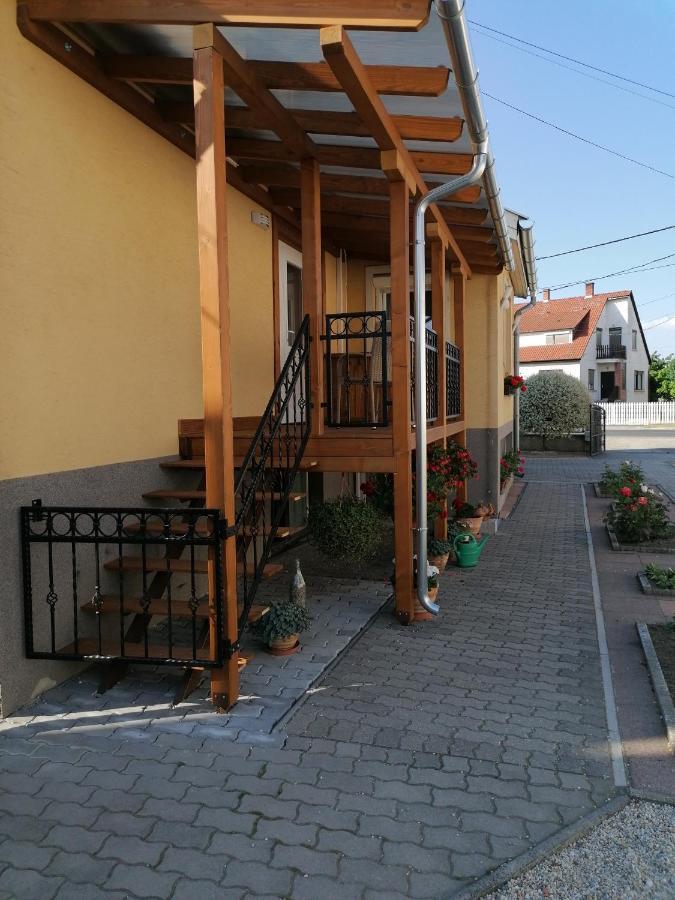 Kata Vendeghaz Ξενοδοχείο Bük Εξωτερικό φωτογραφία